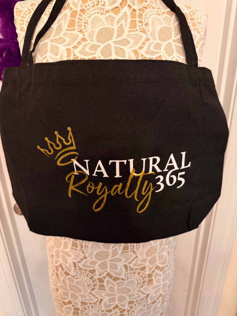 Natural Royalty Carry All Tote